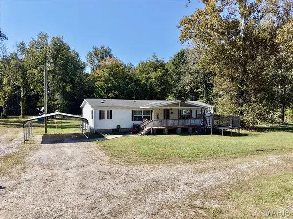 897 County Road 605, Poplar Bluff, MO 63901