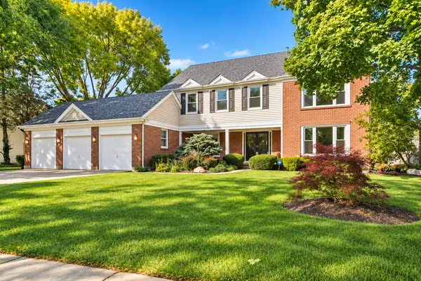 2794 Whispering Oaks DR, Buffalo Grove, IL 60089