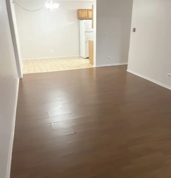 835 Pearson ST #407, Des Plaines, IL 60016