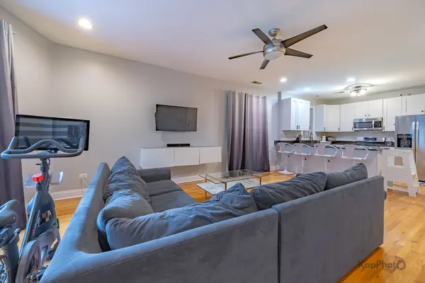 31 E 26th ST #3, Chicago, IL 60616