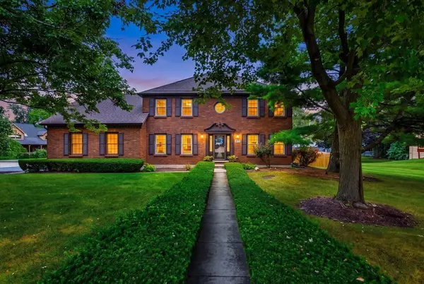 877 Bonnie Brae LN, Bolingbrook, IL 60440
