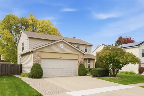 904 Hilldale LN, Buffalo Grove, IL 60089