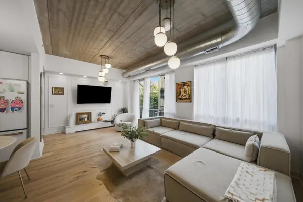 845 N KINGSBURY ST #209, Chicago, IL 60610