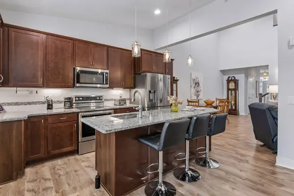 13650 Bronze Pkwy, Rosemount, MN 55068
