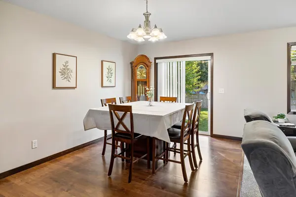 148 Crystal CIR, Montrose, MN 55363