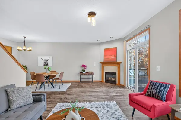 15777 Porchlight LN, Eden Prairie, MN 55347