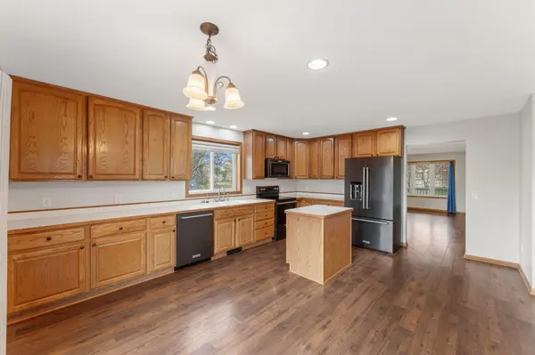 343 Foster AVE, Carver, MN 55315