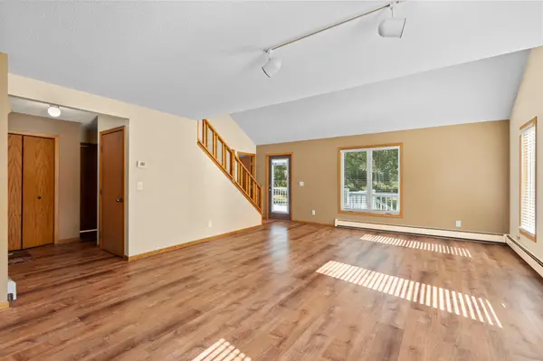 8008 Mount Curve BLVD, Brooklyn Park, MN 55445