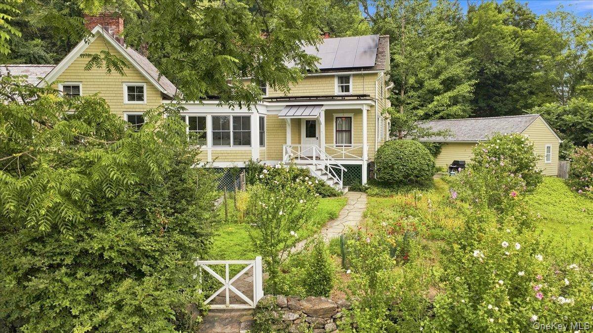 100 Whitlockville RD, Katonah, NY 10536