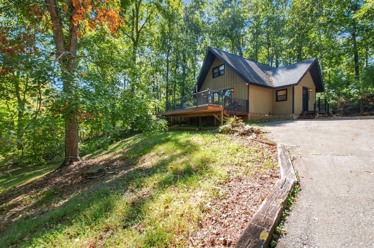 7710 Chester Rd, Fairview, TN 37062