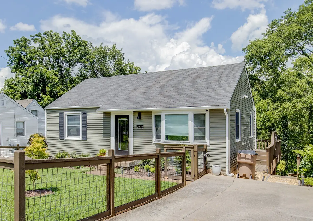 2222 Weona Dr, Nashville, TN 37214