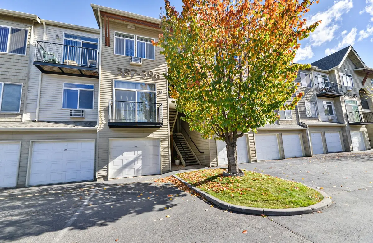 22855 E Country Vista Dr #388, Liberty Lake, WA 99019