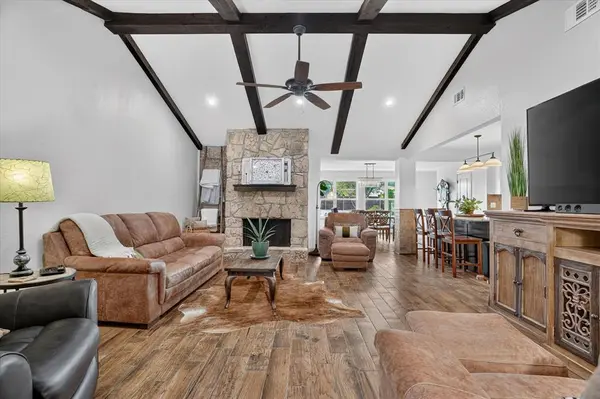156 Cedar Elm Road, Willow Park, TX 76087