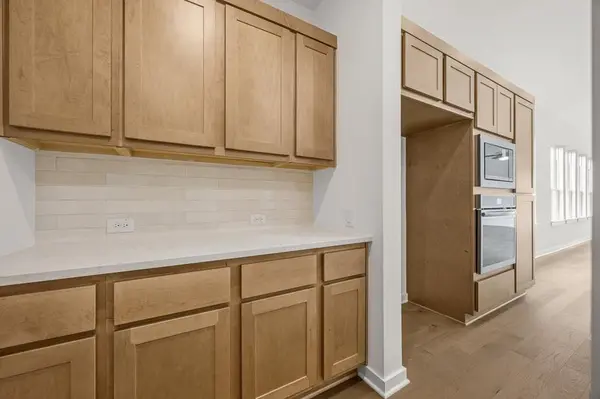 503 Outrider CT, Liberty Hill, TX 78642
