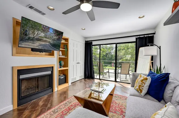 2605 Enfield RD #220, Austin, TX 78703