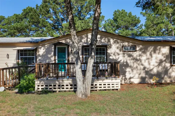 260 Pine Valley LOOP, Smithville, TX 78957