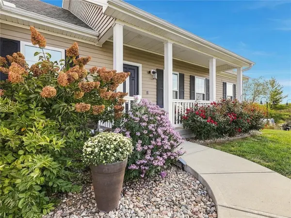 17265 Cortona DR, St Joseph, MO 64505