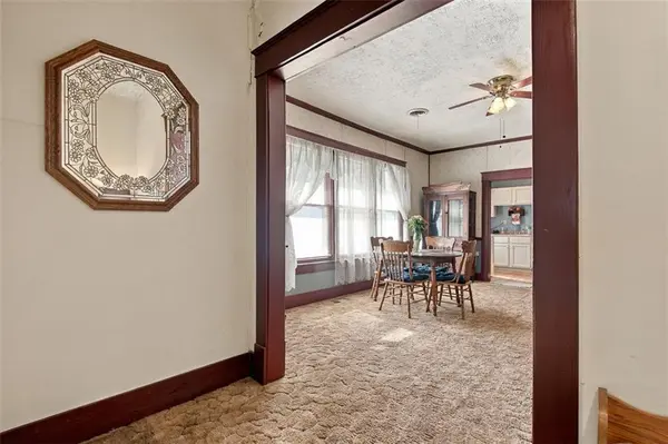 116 S Oak ST, Gardner, KS 66030