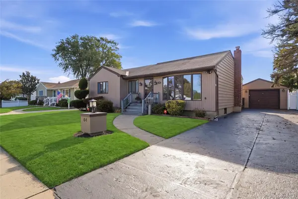 64 Linden BLVD, Hicksville, NY 11801