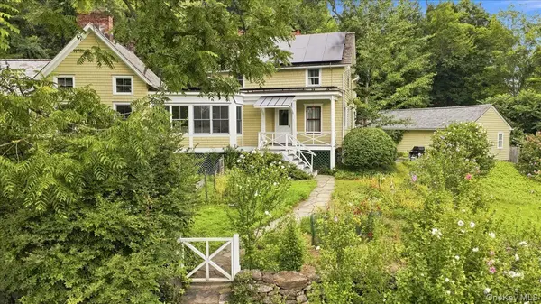 100 Whitlockville RD, Katonah, NY 10536