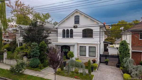 162-07 12th RD, Beechhurst, NY 11357