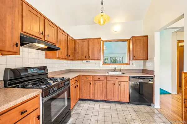 135 W Nyack RD #118, Nanuet, NY 10954