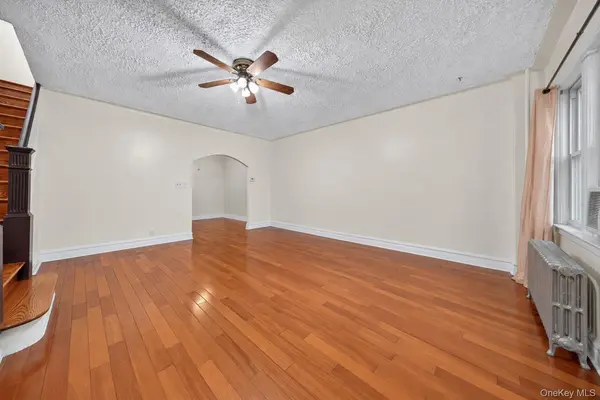 85-17 66th RD, Rego Park, NY 11374