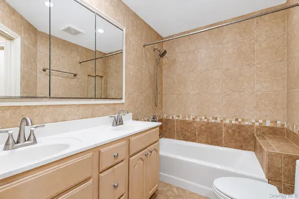 1674 E 22nd ST #3B, Brooklyn, NY 11229