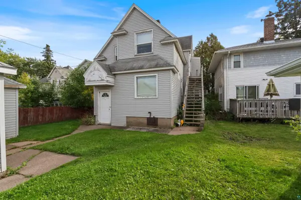 1109 N 16th St, Superior, WI 54880