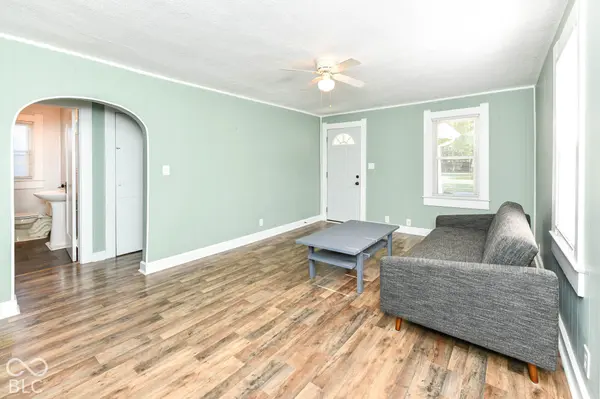 896 Young ST, Franklin, IN 46131