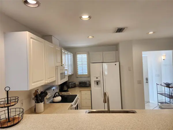 3701 54TH DR W #203, Bradenton, FL 34210