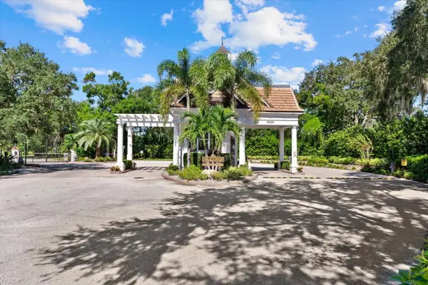 575 FORE DR, Bradenton, FL 34208