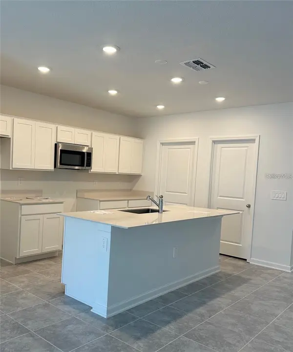 2863 BIG SUR RD, Davenport, FL 33837