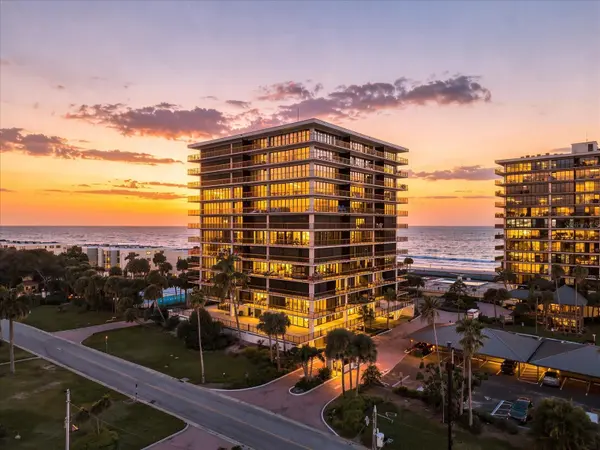 7600 BAYSHORE DR #205, Treasure Island, FL 33706