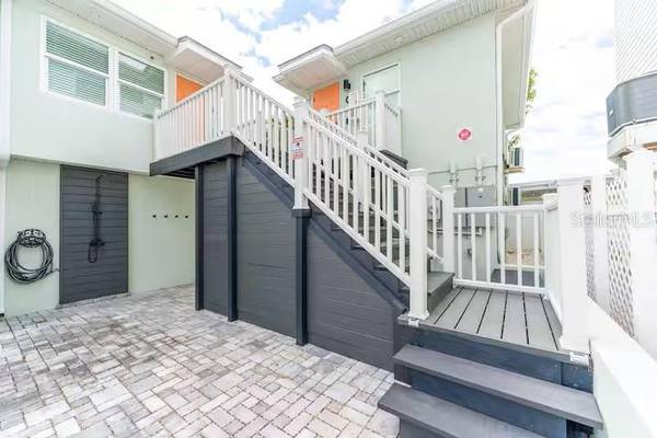 122 CORAL AVE, Redington Shores, FL 33708