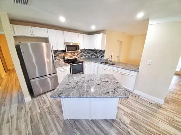 2661 COLUMBUS WAY S, St Petersburg, FL 33712