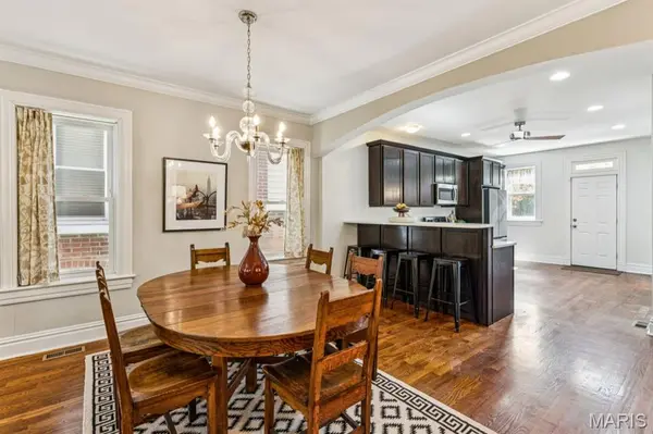 3906 Utah ST, St Louis, MO 63116