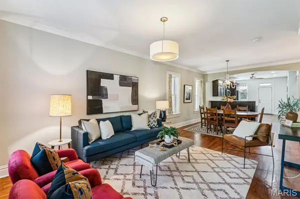 3906 Utah ST, St Louis, MO 63116