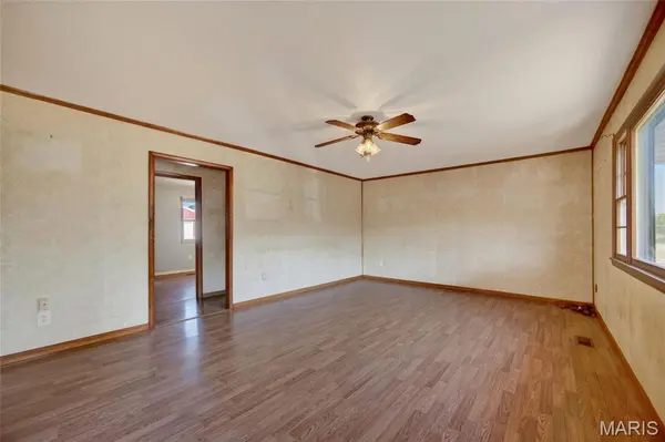 151 Watkins Ford RD, Iberia, MO 65486