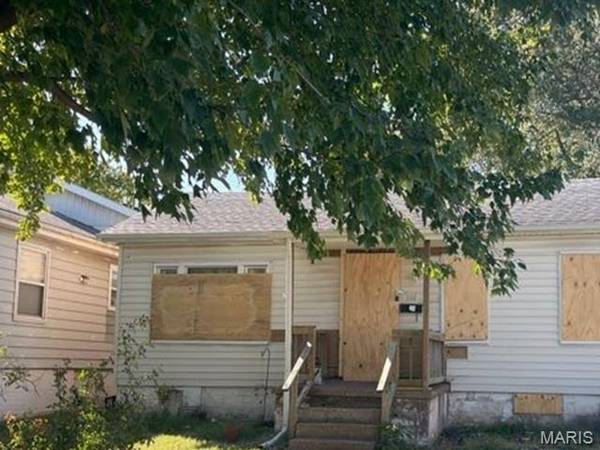 901 Alton AVE, Madison, IL 62060