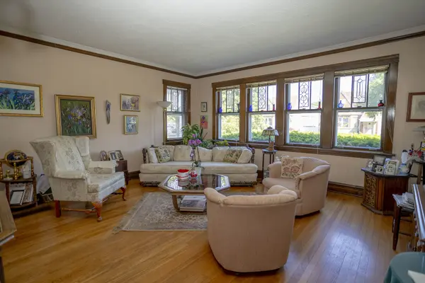 5349 W Winona ST, Chicago, IL 60630