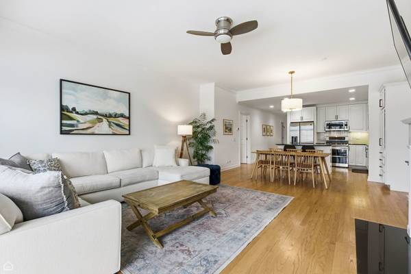 508 W Melrose ST #6C, Chicago, IL 60657