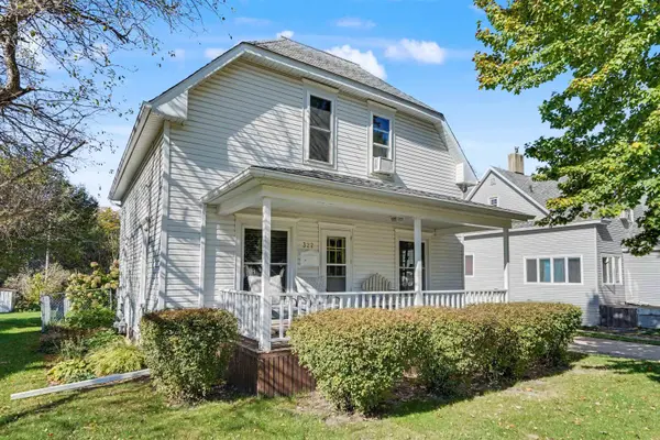322 5th Ave SE, Oelwein, IA 50662