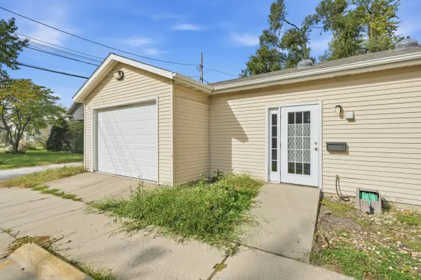 1950 Hart ST, Dyer, IN 46311