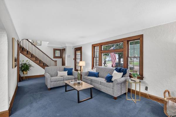 3956 Quail AVE N, Robbinsdale, MN 55422