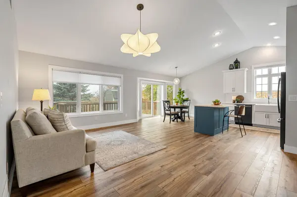 910 Lee ST NE, Owatonna, MN 55060