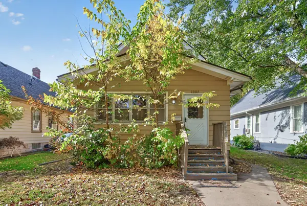 1007 Victoria ST N, Saint Paul, MN 55103