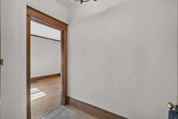 1007 Victoria ST N, Saint Paul, MN 55103