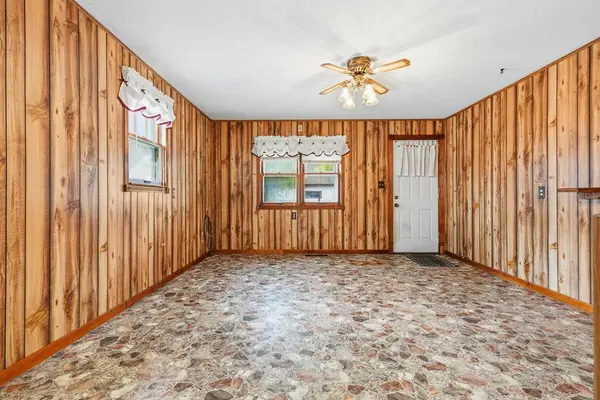 135 S 3rd ST, Hanley Falls, MN 56245