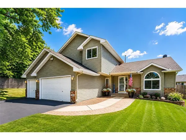 12628 Dutch CT, Apple Valley, MN 55124